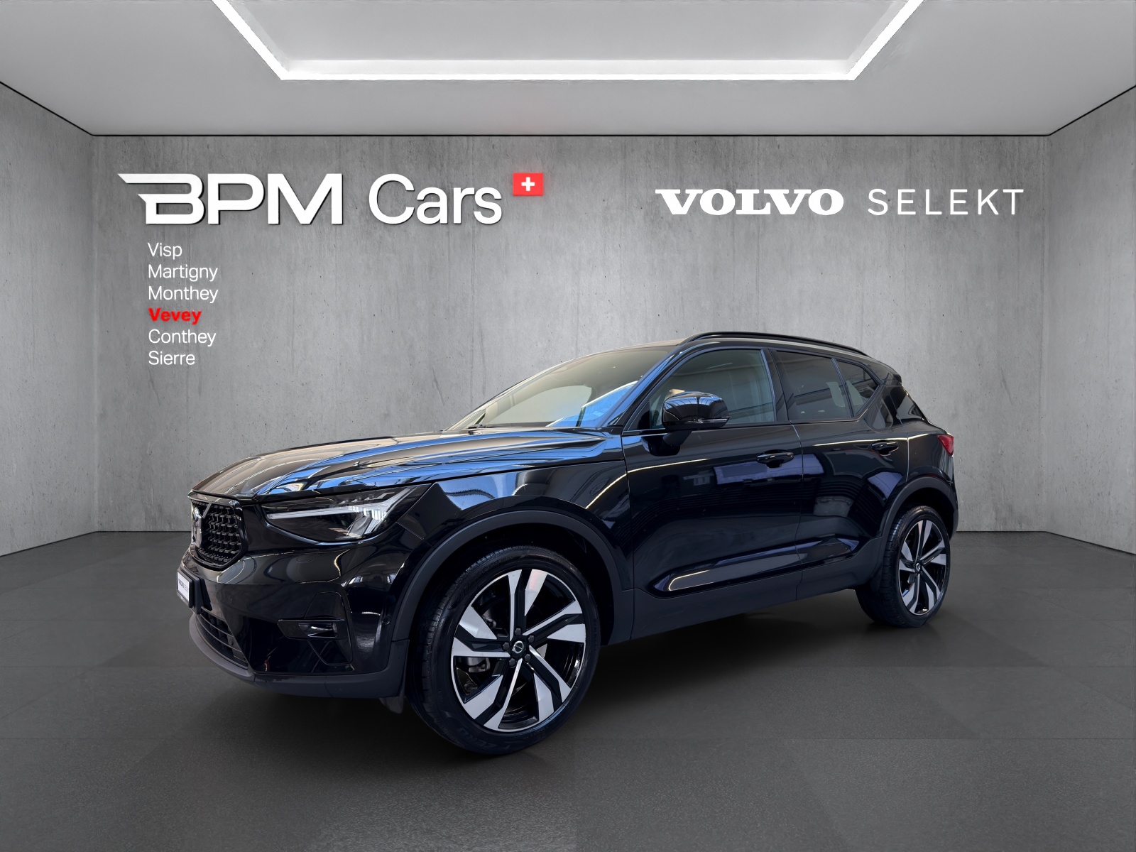 Photo VOLVO XC40 XC40 2.0 B4 MH Ultimate Dark AWD
