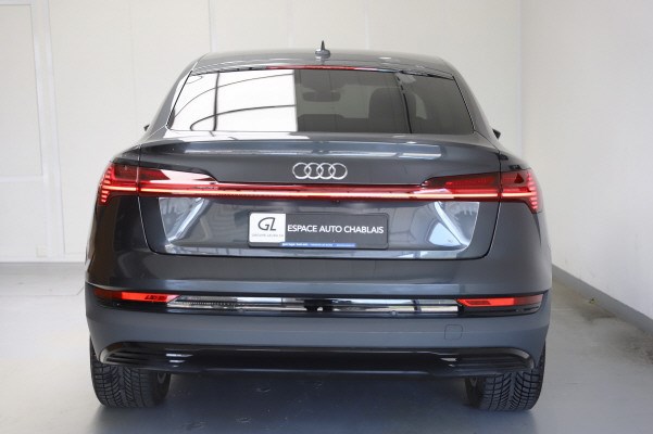 Image AUDI e-tron e-tron 50 quattro