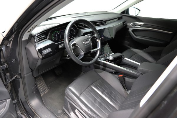Image AUDI e-tron e-tron 50 quattro