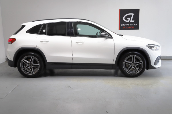 Image MERCEDES-BENZ GLA 220 GLA 220d AMG Line 4Matic