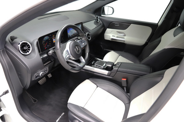 Image MERCEDES-BENZ GLA 220 GLA 220d AMG Line 4Matic
