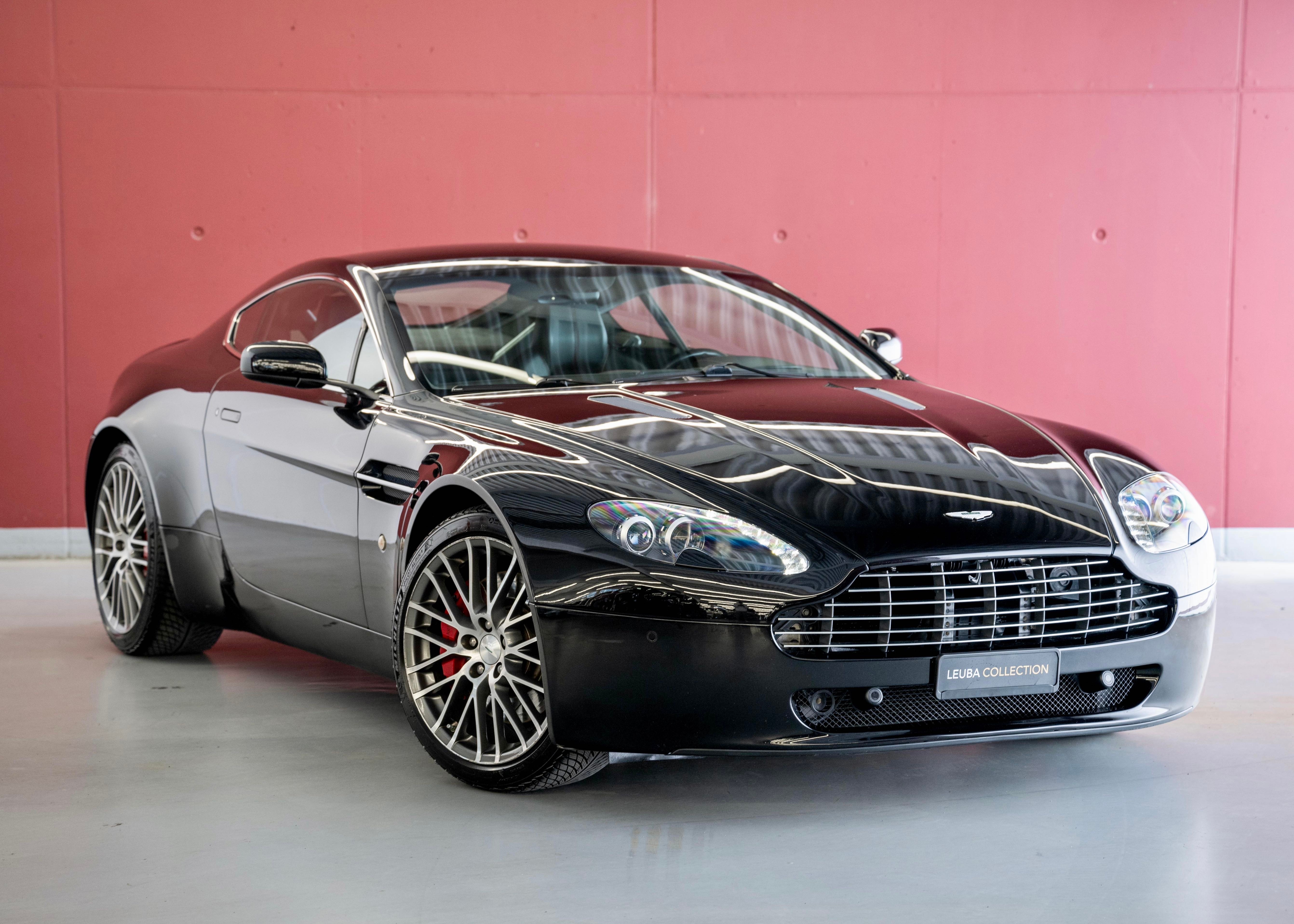 Photo ASTON MARTIN V8 Vantage V8 Vantage 4.7 Sportshift