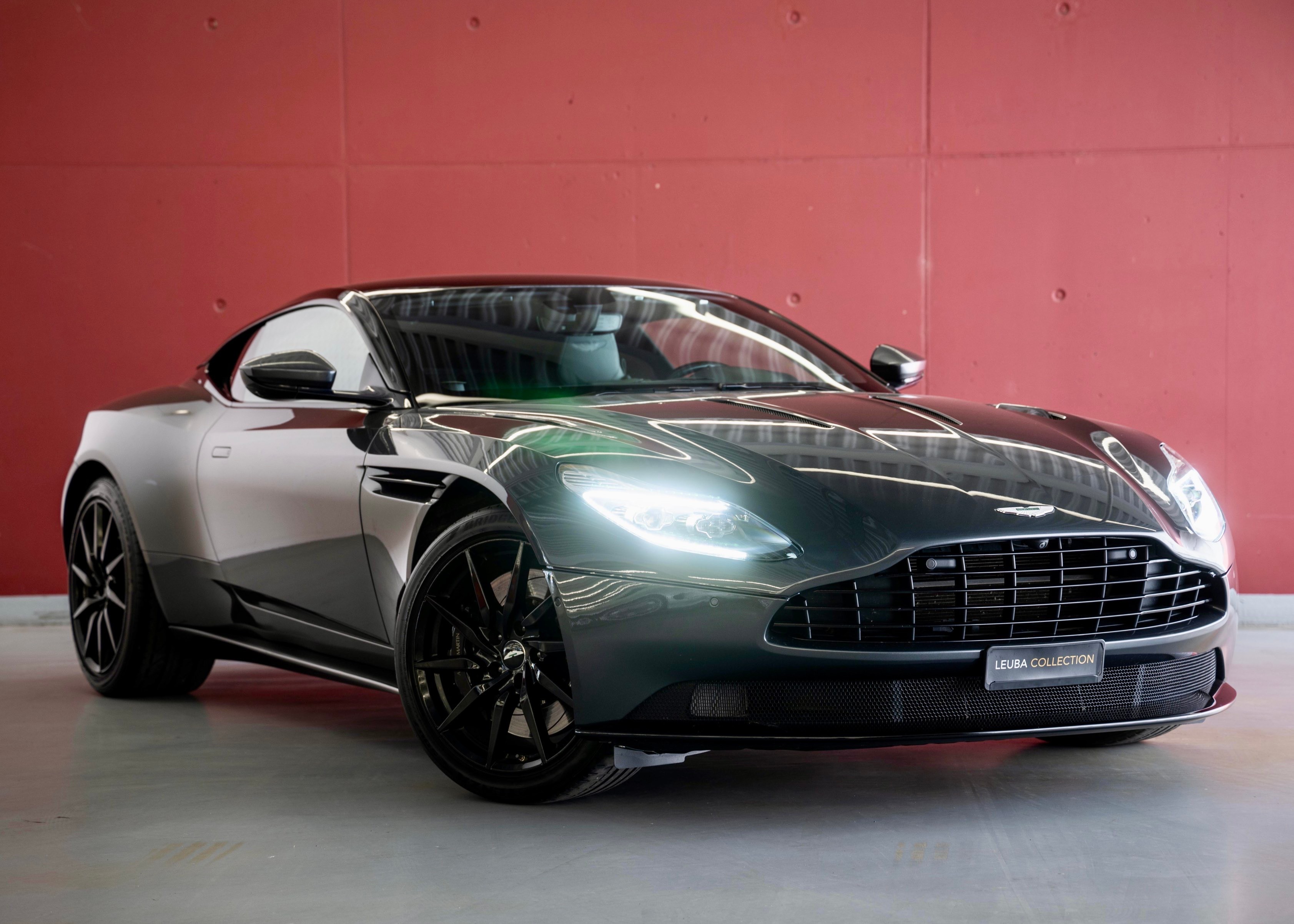Photo ASTON MARTIN DB11 DB11 V12 AMR