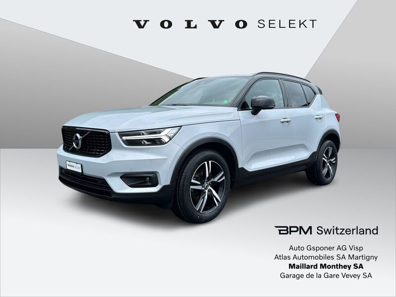 Photo VOLVO XC40 XC40 B5 Benzin Mild Hybrid AWD R-Design Geartronic