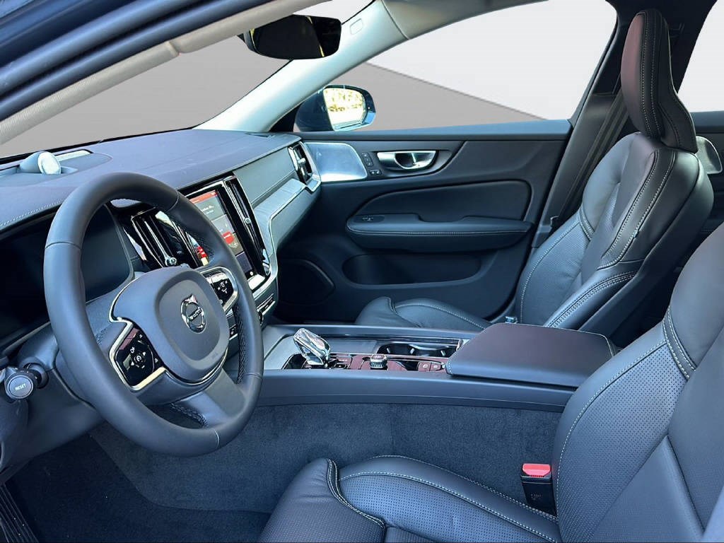 Image VOLVO V60 V60 Cross Country 2.0 B4 Ultimate AWD MY24