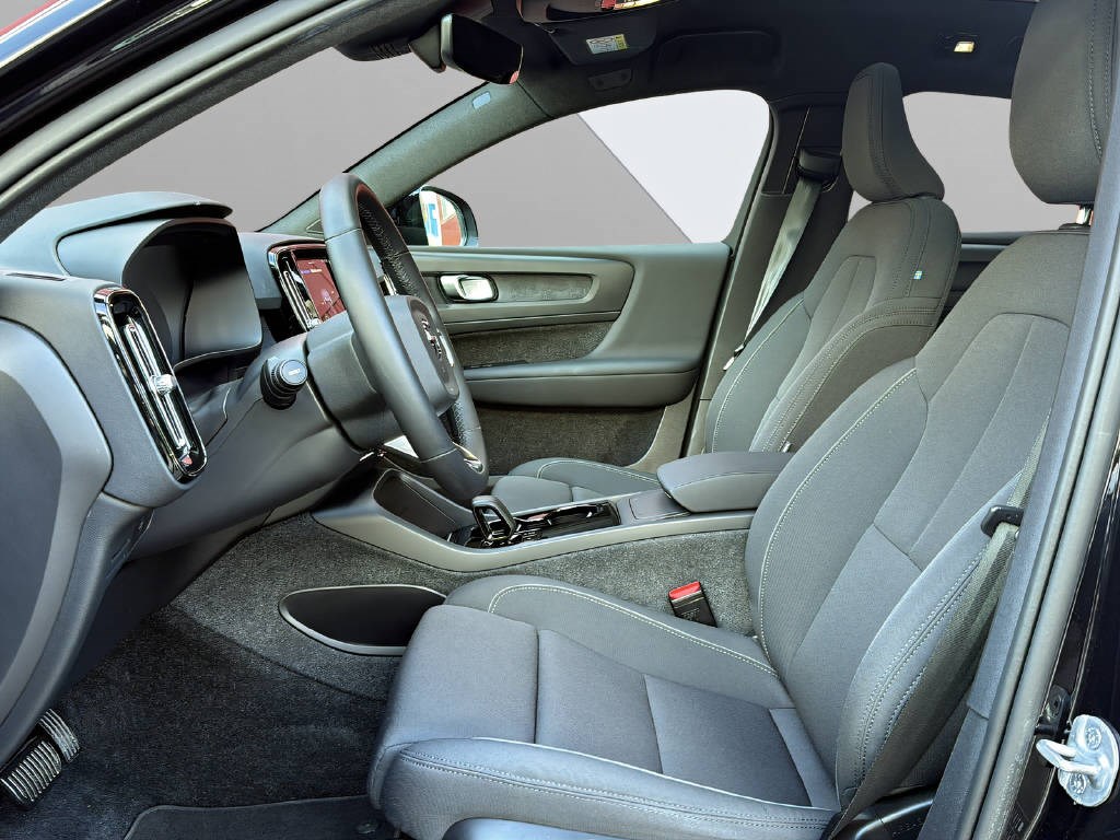 Image VOLVO C40 C40 E80 Core
