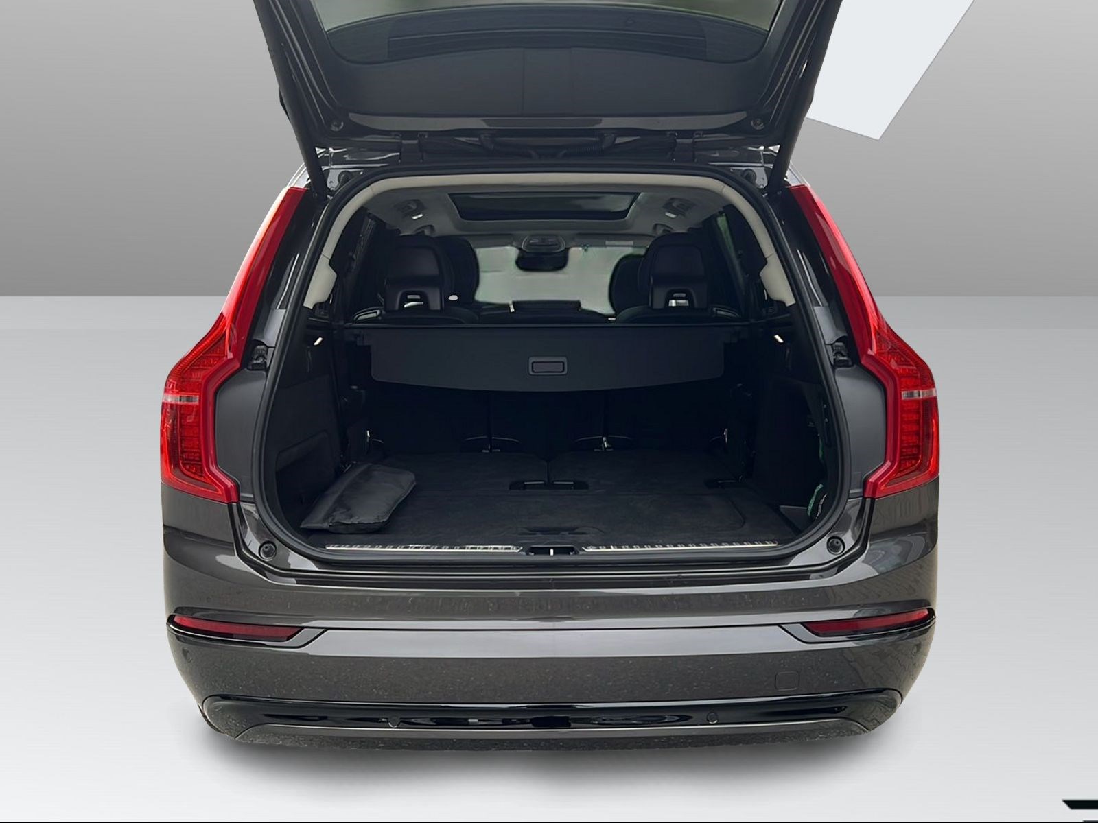 Image VOLVO XC90 XC90 2.0 T8 TE Ultimate Dark 7P. eAWD XCLUSIVE