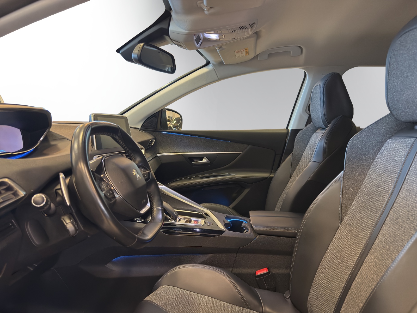 Image PEUGEOT 3008 3008 1.2 PureTech Allure
