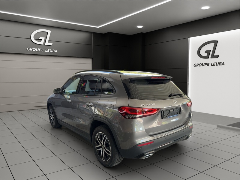 Image MERCEDES-BENZ GLA 250 GLA 250 4Matic Progressive 8G-DCT
