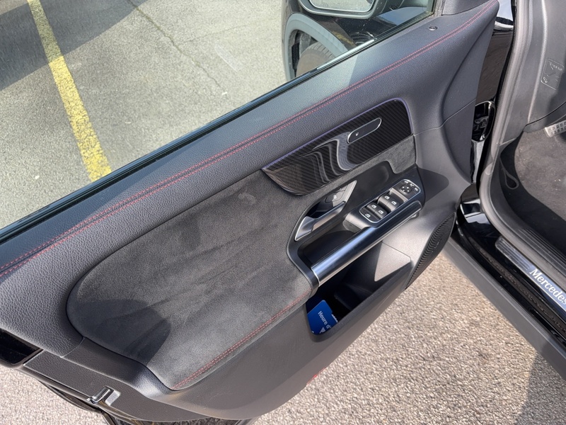 Image MERCEDES-BENZ GLA 200 GLA 200 AMG Line 7G-DCT