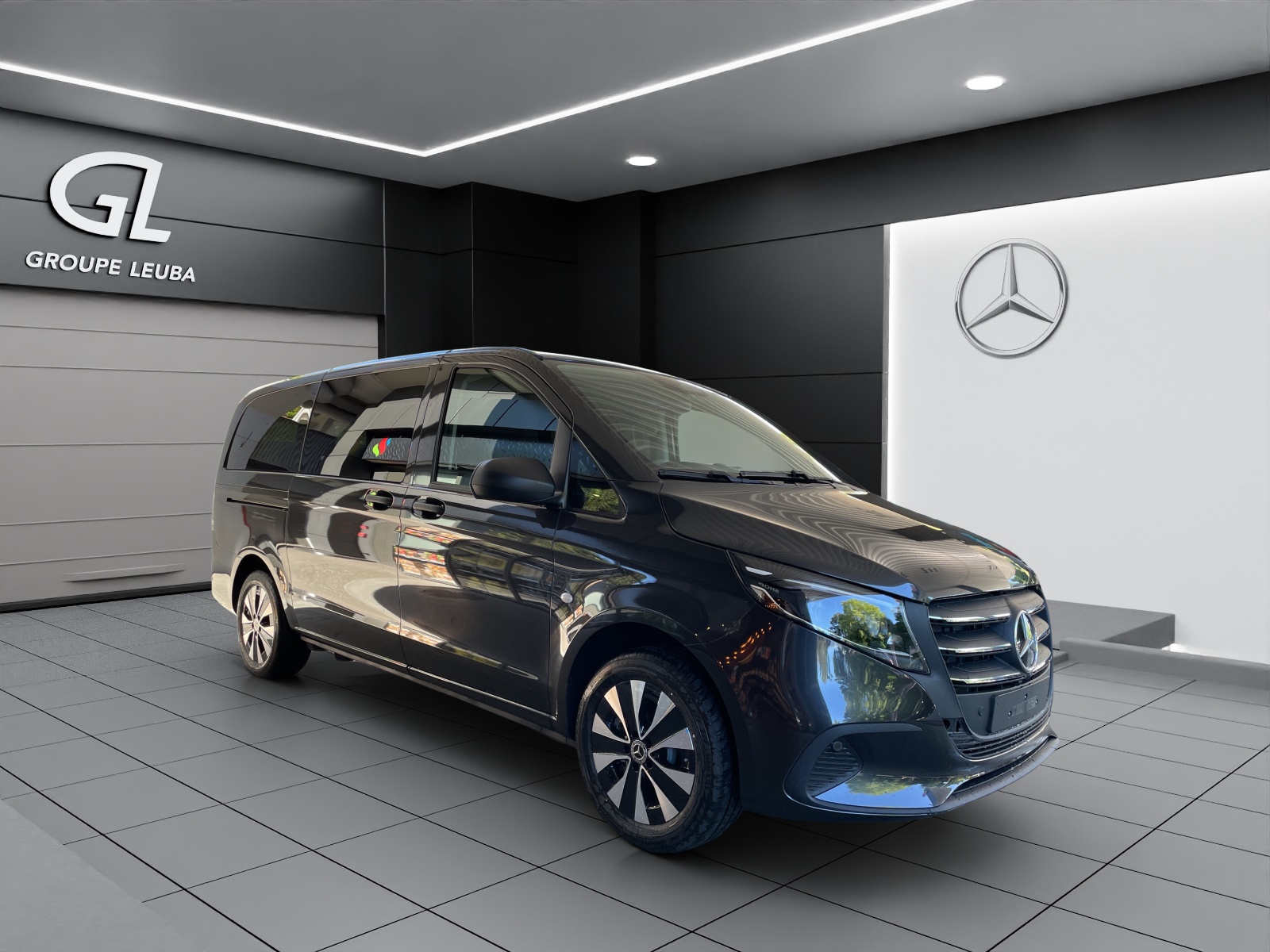 Photo MERCEDES-BENZ VITO Vito 116 CDI Lang Select Family Tourer 9G-Tronic