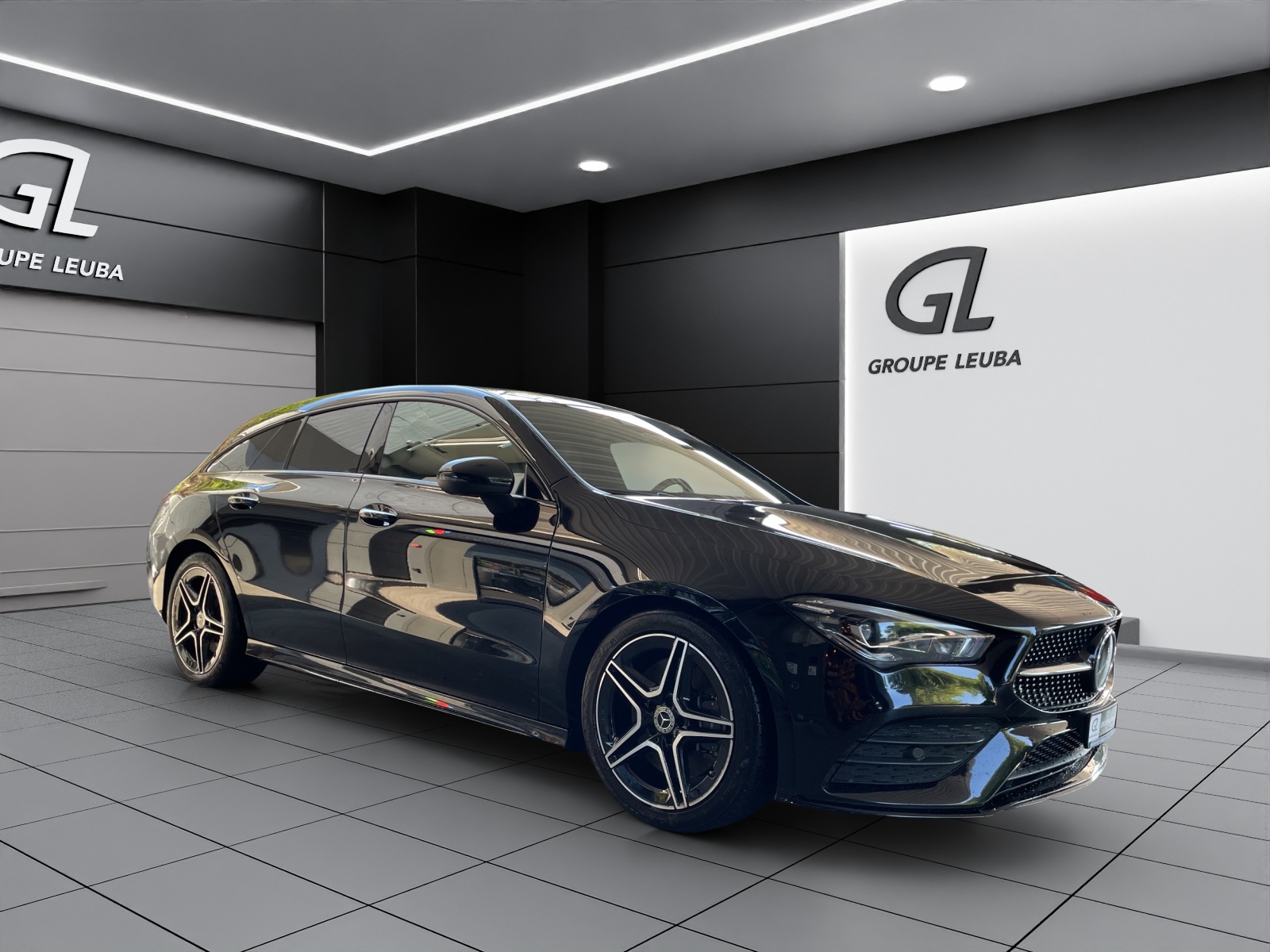 Photo MERCEDES-BENZ CLA 250 CLA Shooting Brake 250 4Matic 7G-DCT AMG Line