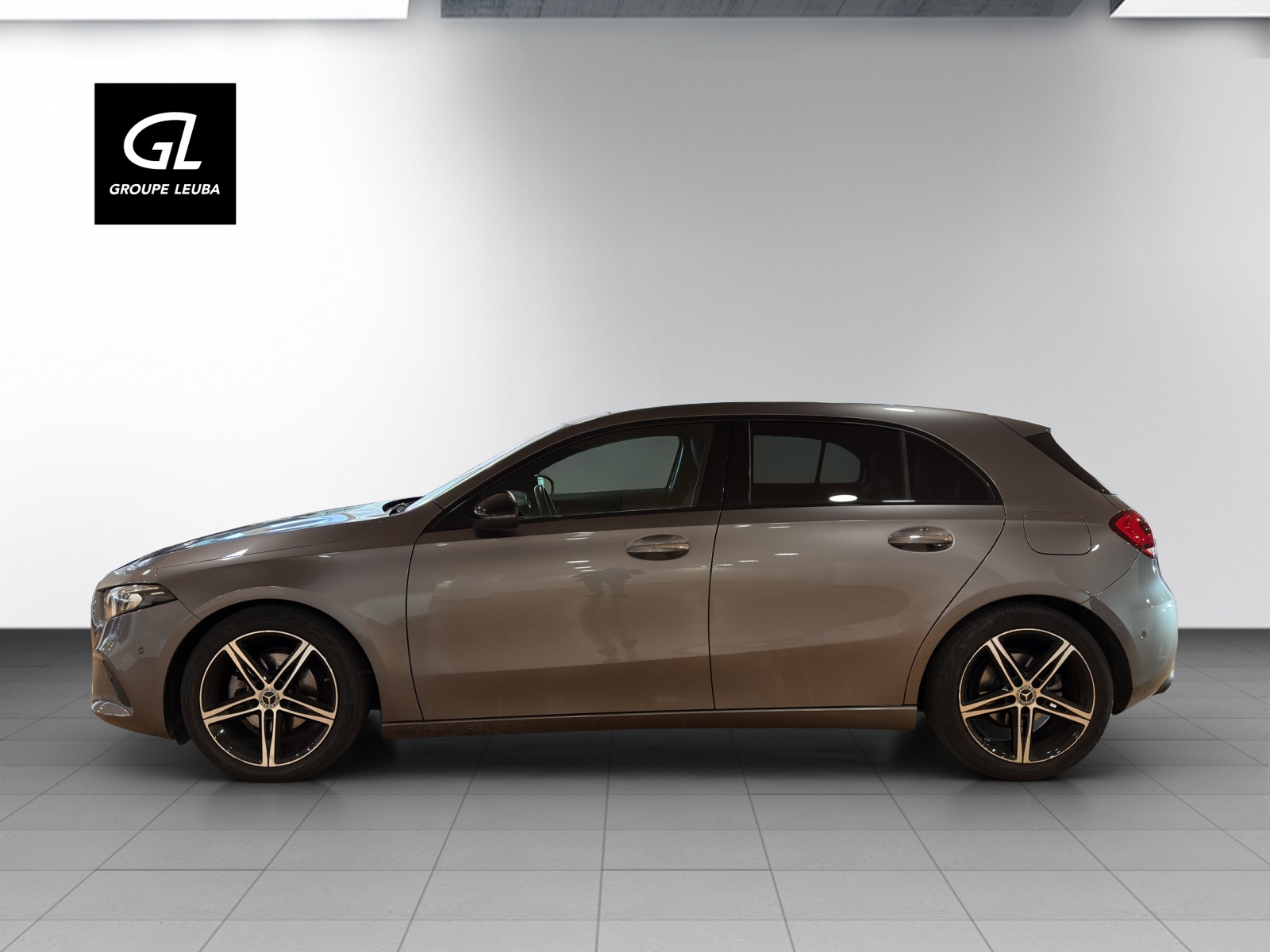 Image MERCEDES-BENZ A 180 A 180 Night Star AMG Line