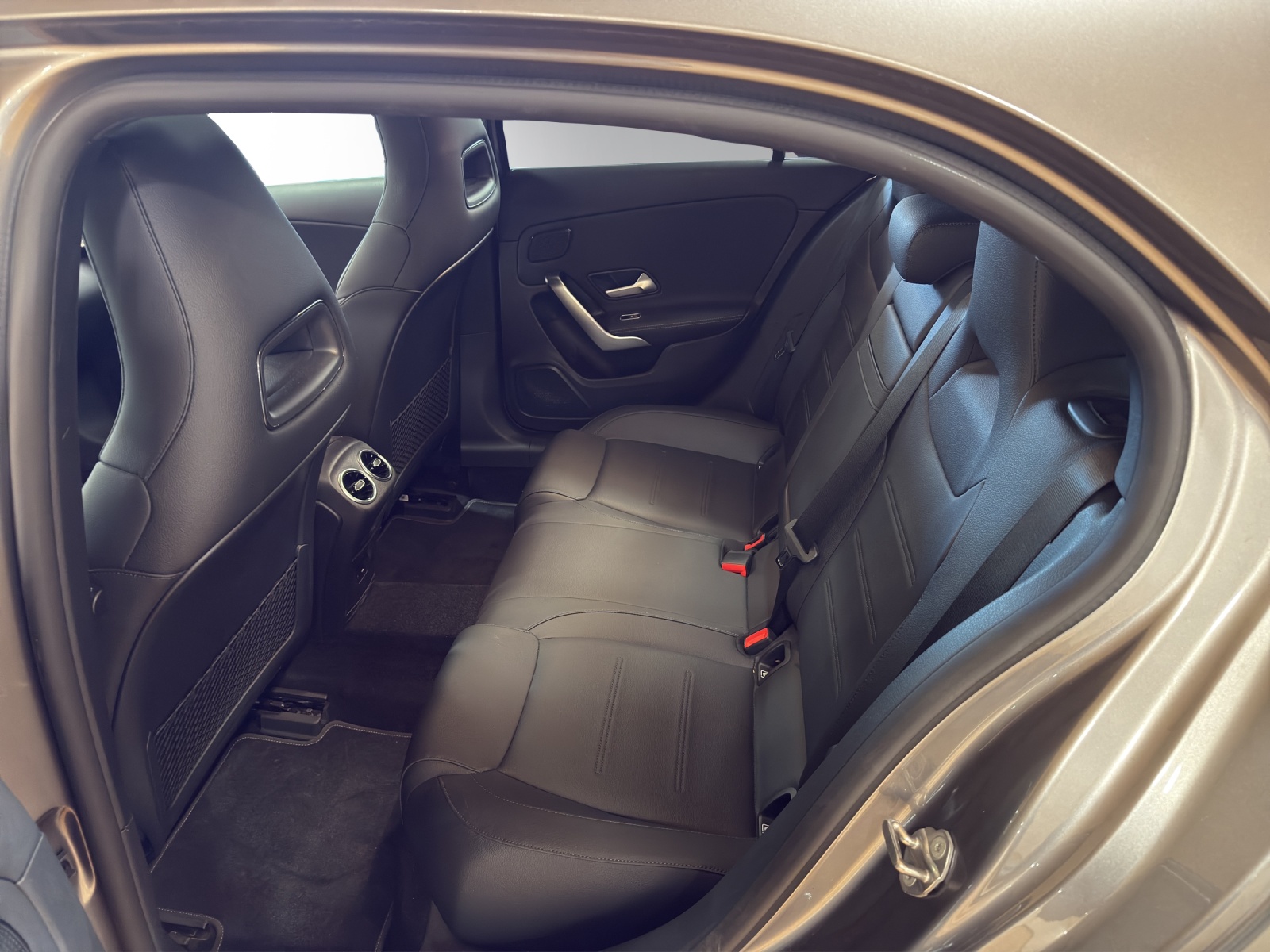 Image MERCEDES-BENZ A 180 A 180 Night Star AMG Line