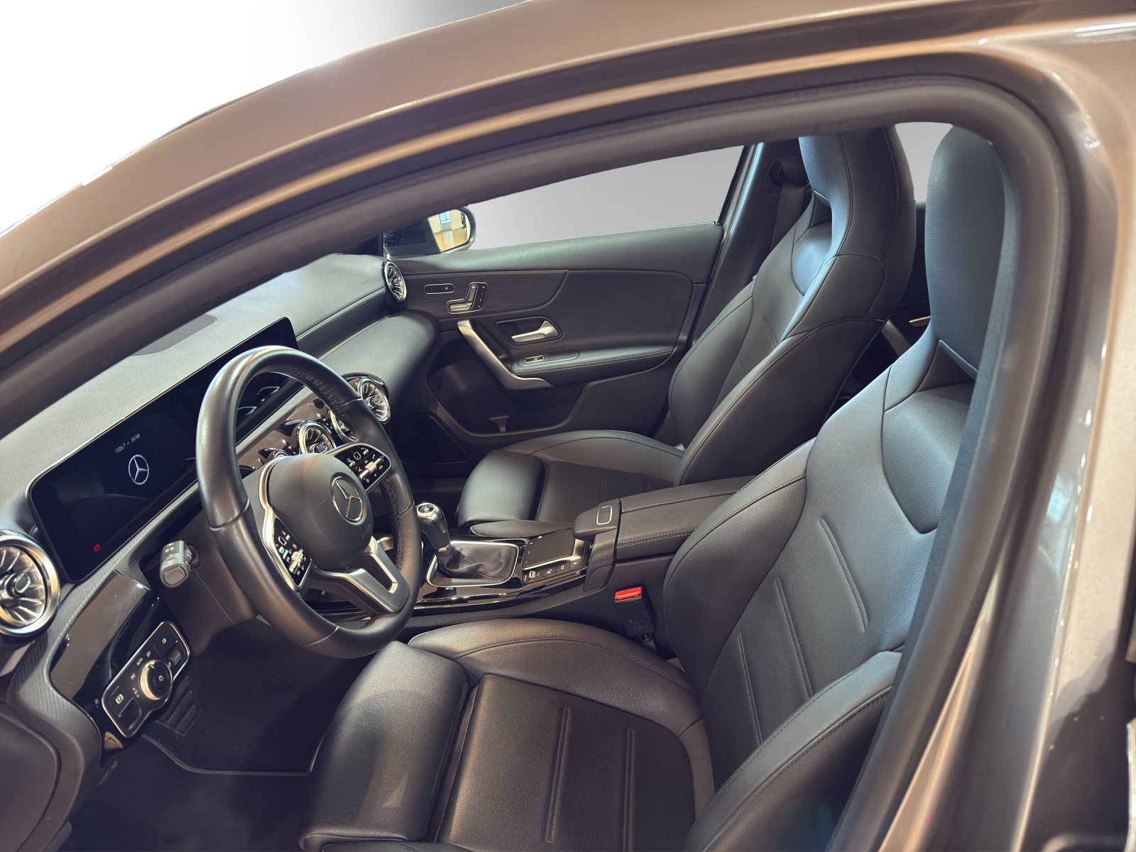 Image MERCEDES-BENZ A 180 A 180 Night Star AMG Line