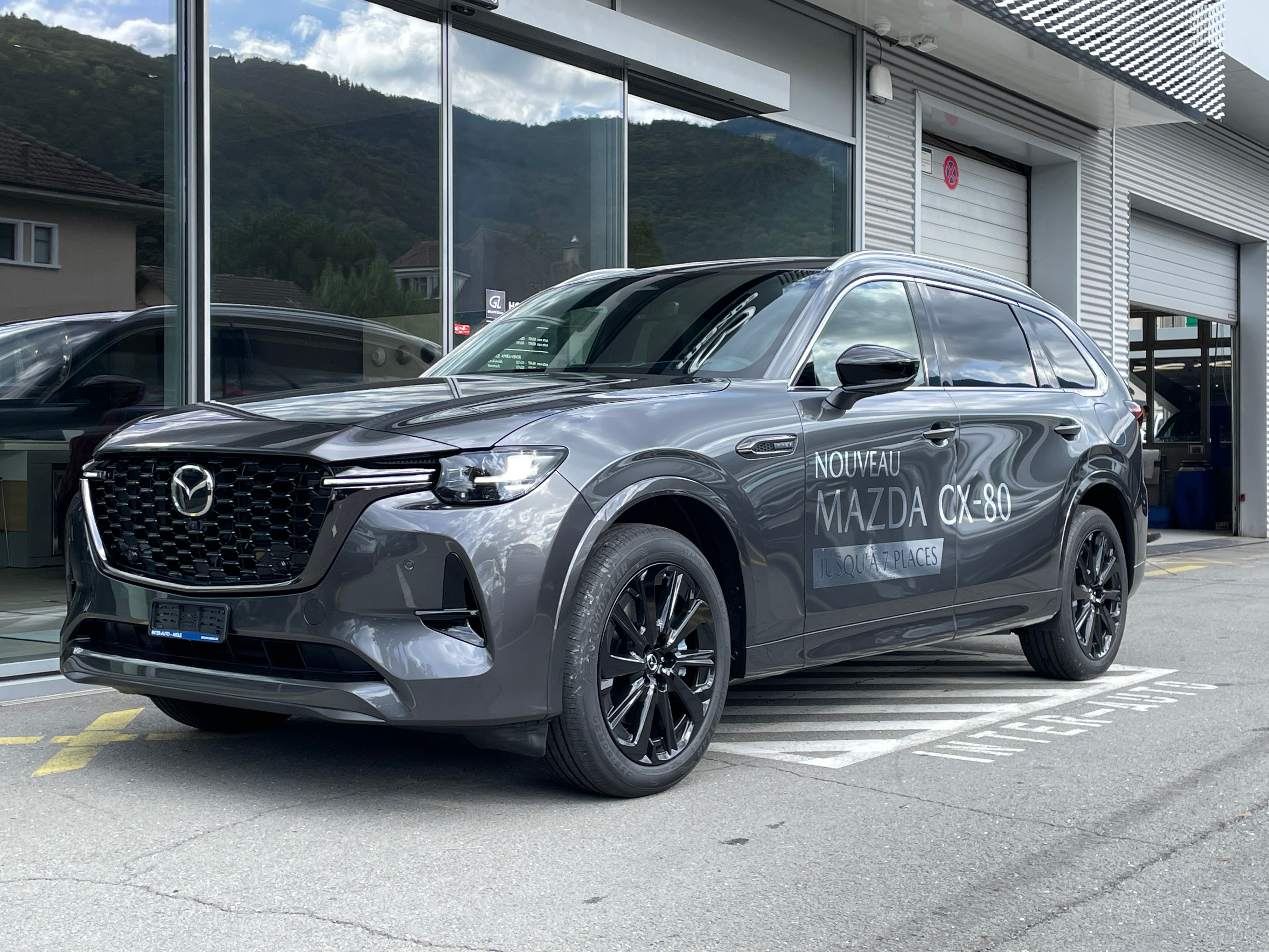 Photo MAZDA CX-80 CX-80 e-Skyactiv PHEV 327 AWD Homura Plus