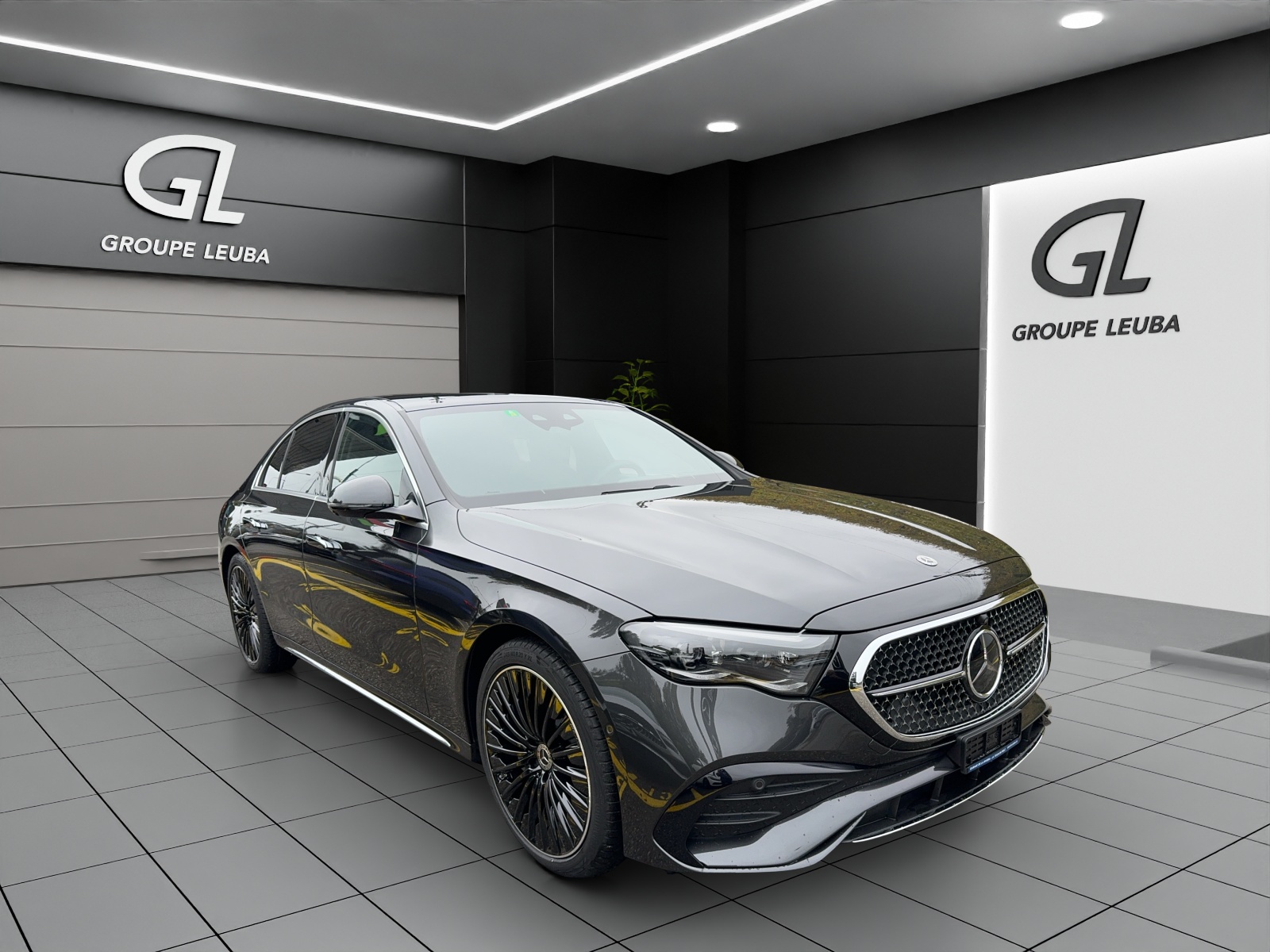 Photo MERCEDES-BENZ E 220 E 220 d 4Matic AMG Line 9G-Tronic