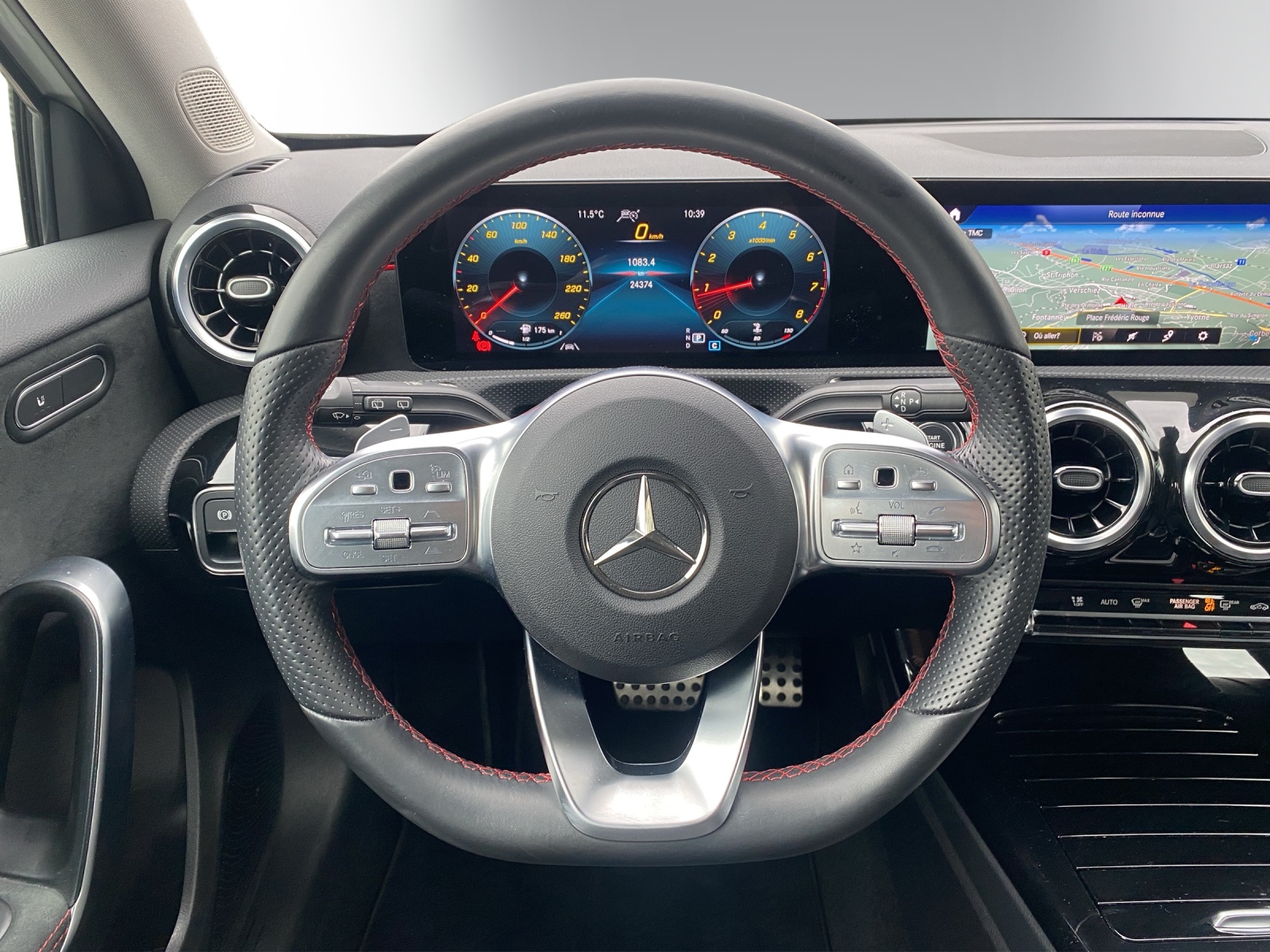 Image MERCEDES-BENZ A 200 A 200 AMG Line 4Matic