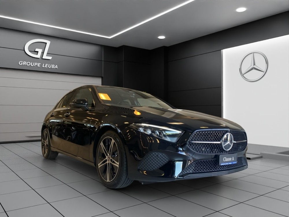 Photo MERCEDES-BENZ A 200 A 200 Night Star 7G-DCT