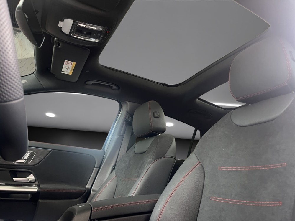 Image MERCEDES-BENZ EQA 350 EQA 350 66,5 kWh 4Matic Excellence