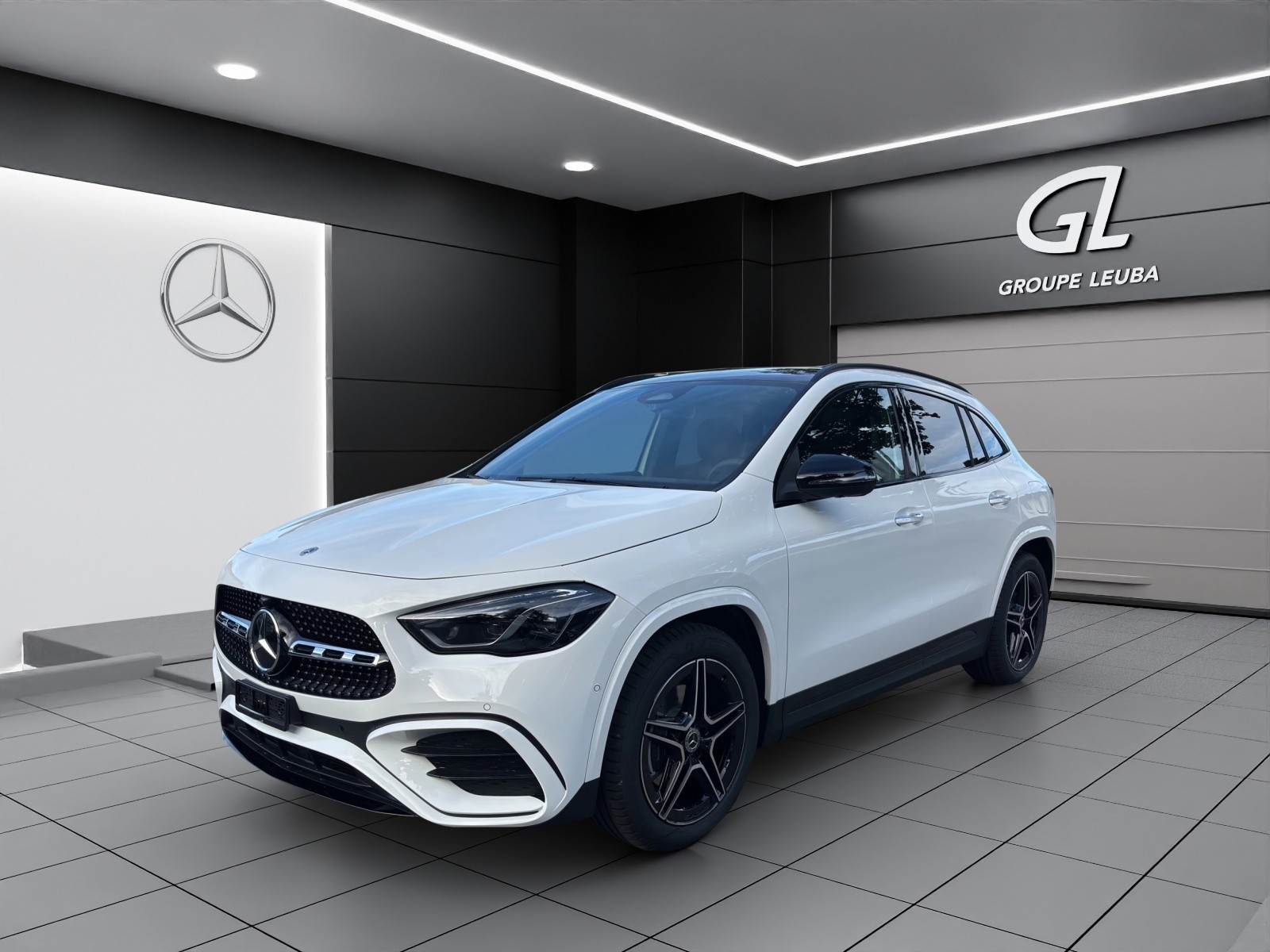 Photo MERCEDES-BENZ GLA 220 GLA 220d 4Matic 8G-DCTSwiss Star