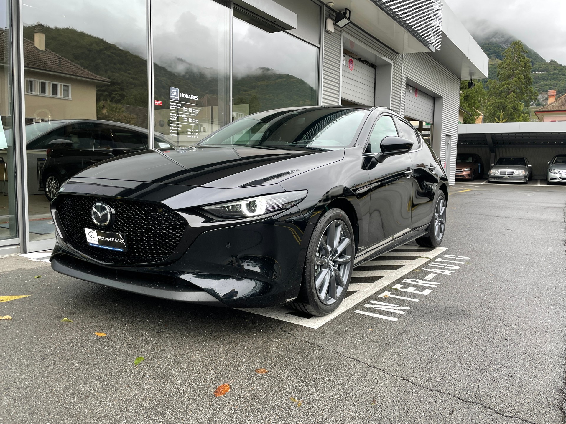 Photo MAZDA 3 3 Sedan SKYACTIV-G M Hybrid 140 Centre Line Automat